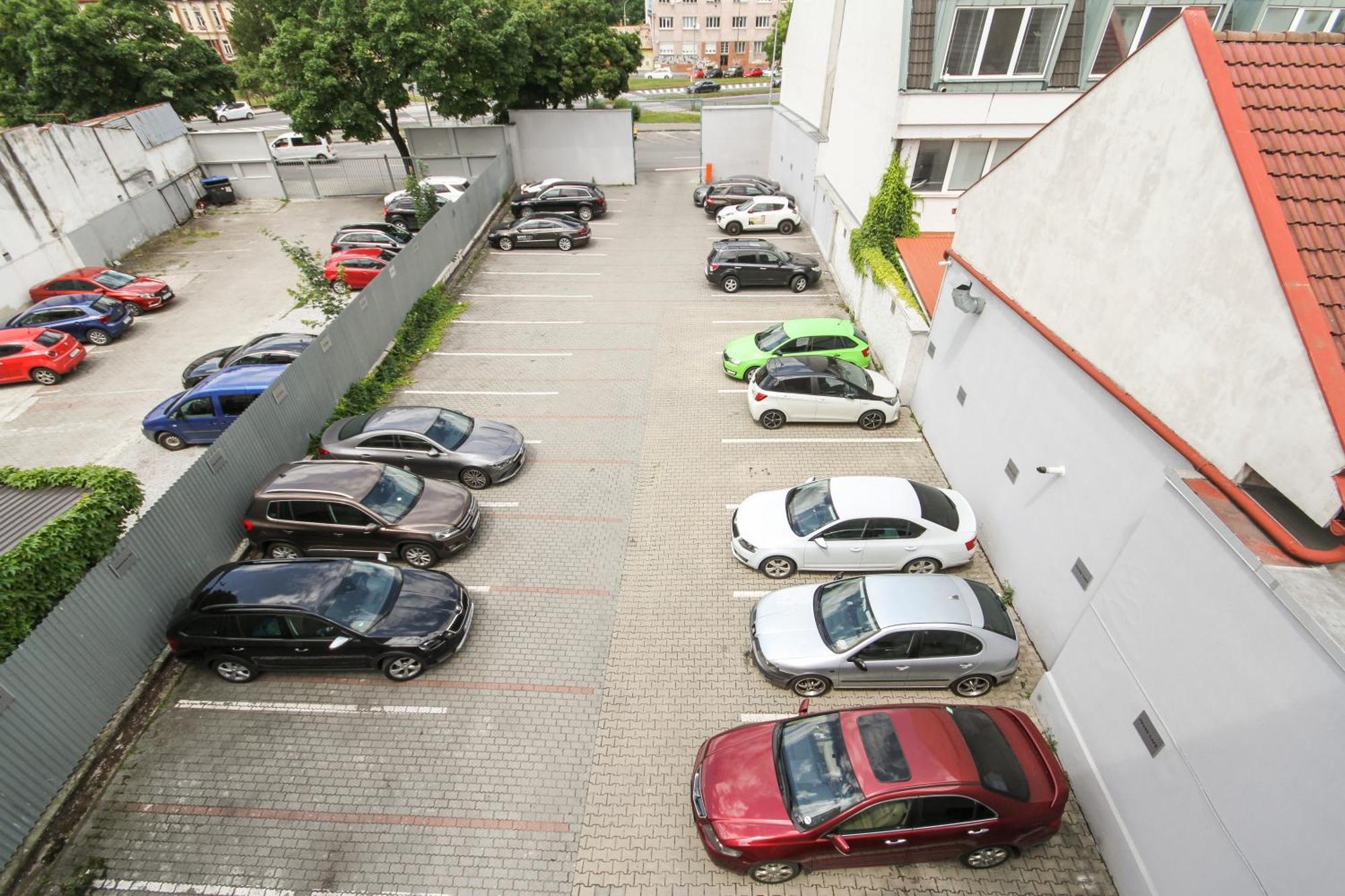 Apartman Vita Lite Trenčín Exteriör bild