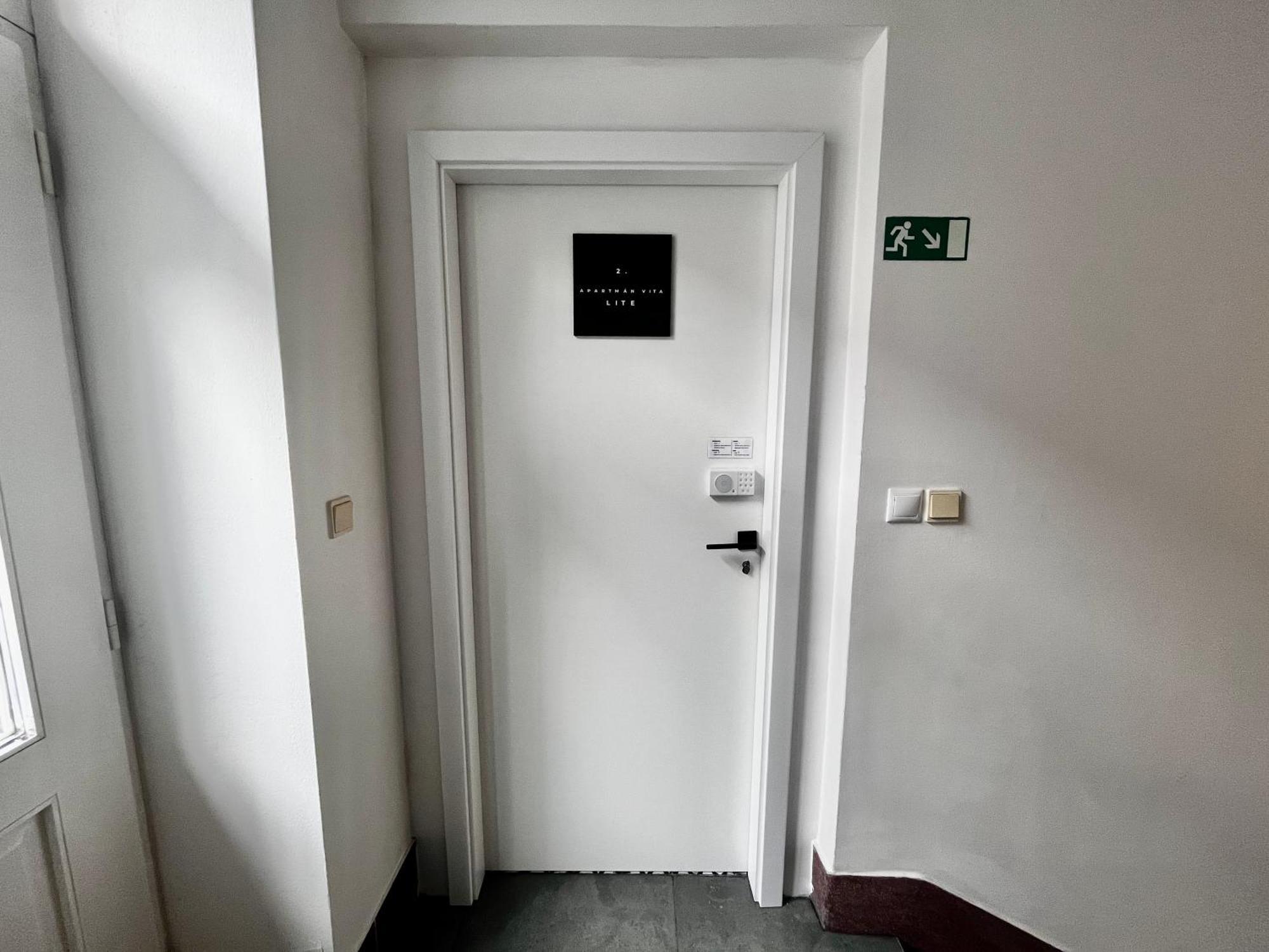 Apartman Vita Lite Trenčín Exteriör bild